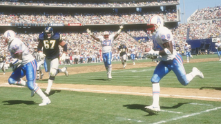 The Houston Oilers Had Two (Mostly) Openly Gay Players In 1993